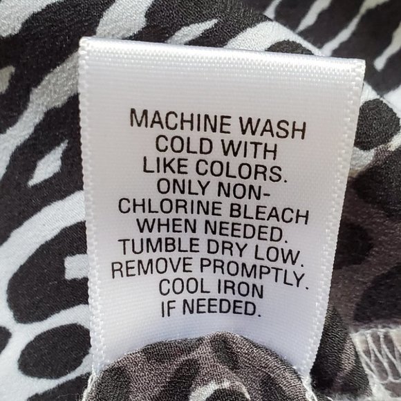 Apt. 9 Mixed Animal Print Career Button Up Sleeveless Top Blouse Size XSP - Picture 9 of 10